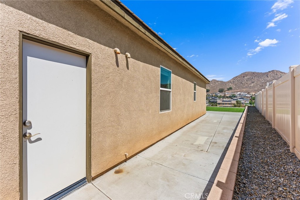 21204 Telegraph Road Property Photo 12