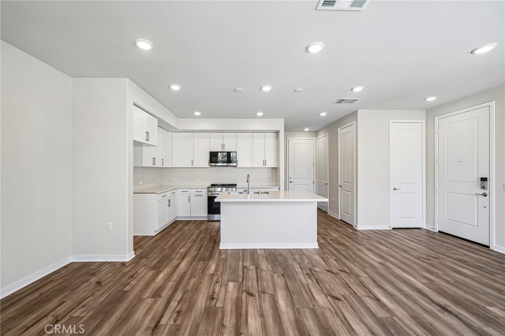 3169 Teralina Circle Property Photo 16