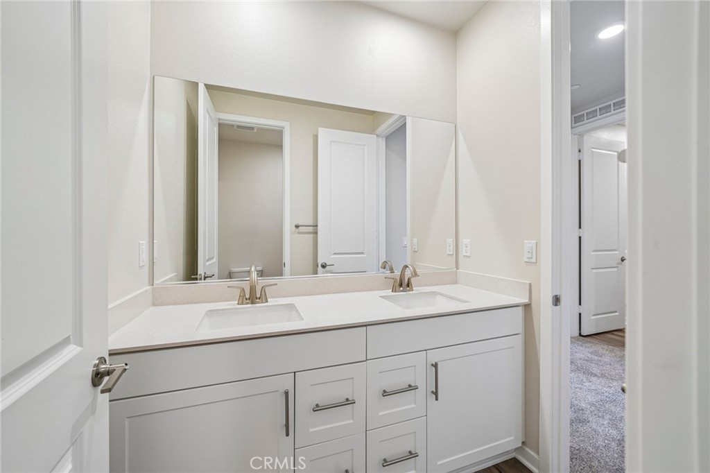 3161 Teralina Circle Property Photo 33