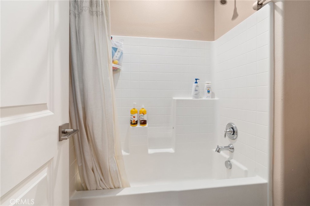 13558 Applegate Court Property Photo 31