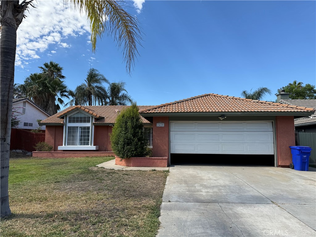 2420 W Sunrise Drive Property Photo 3
