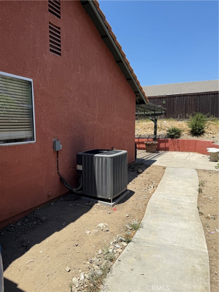 2420 W Sunrise Drive Property Photo 32