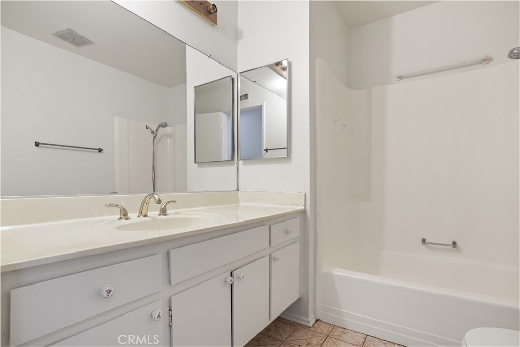127 E Juanita Property Photo 16