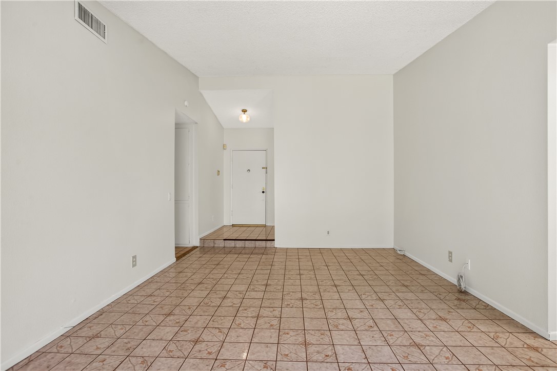 127 E Juanita Property Photo 18
