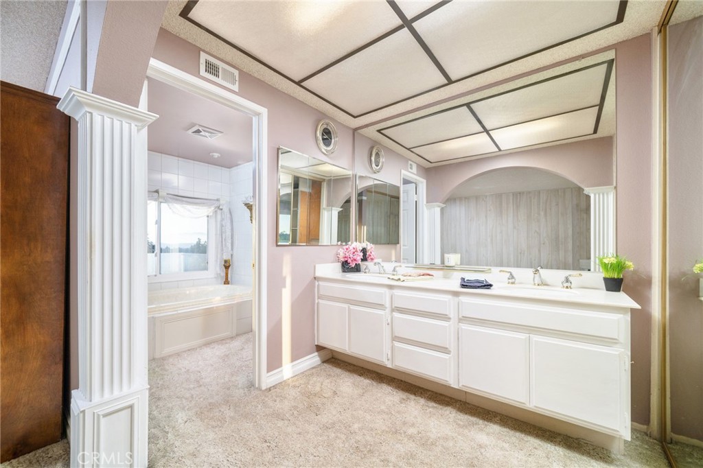 1511 Deer Crossing Property Photo 27