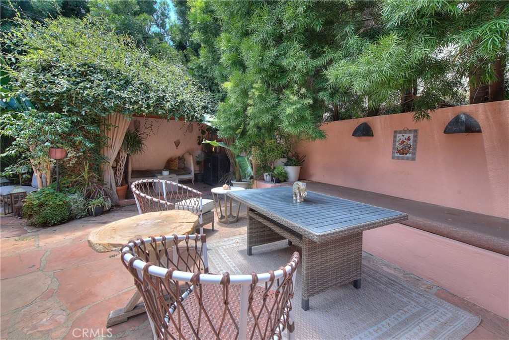1641 N Crescent Heights Property Photo 49