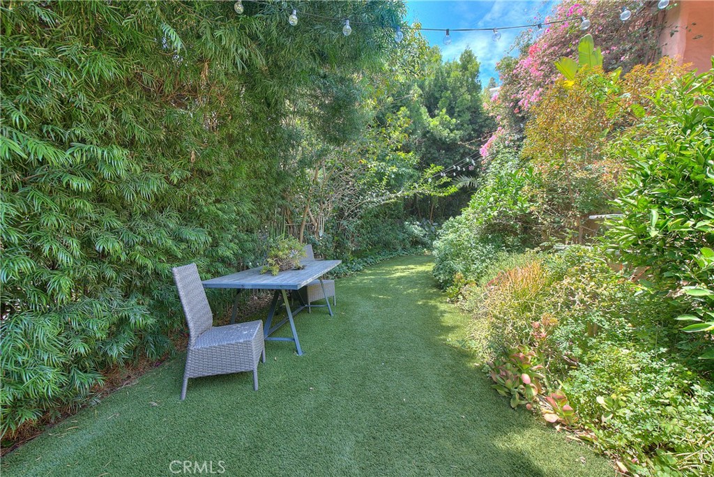 1641 N Crescent Heights Property Photo 62