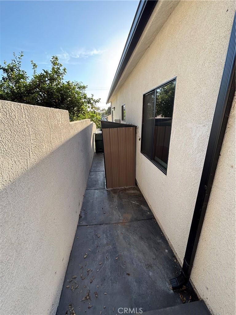 1668 Glen Avenue Property Photo 3