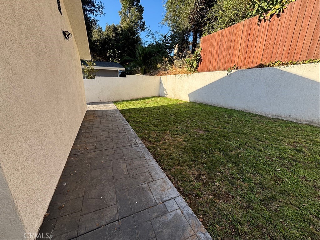 1668 Glen Avenue Property Photo 4