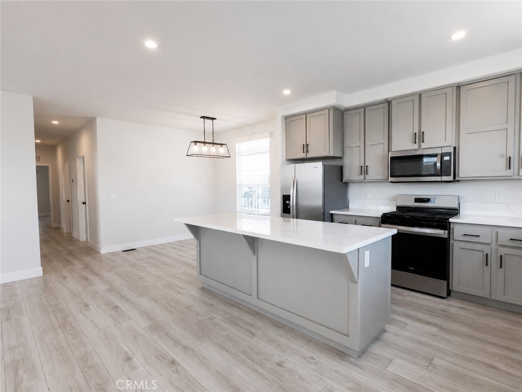 1855 E Riverside Drive 74 Property Photo 2