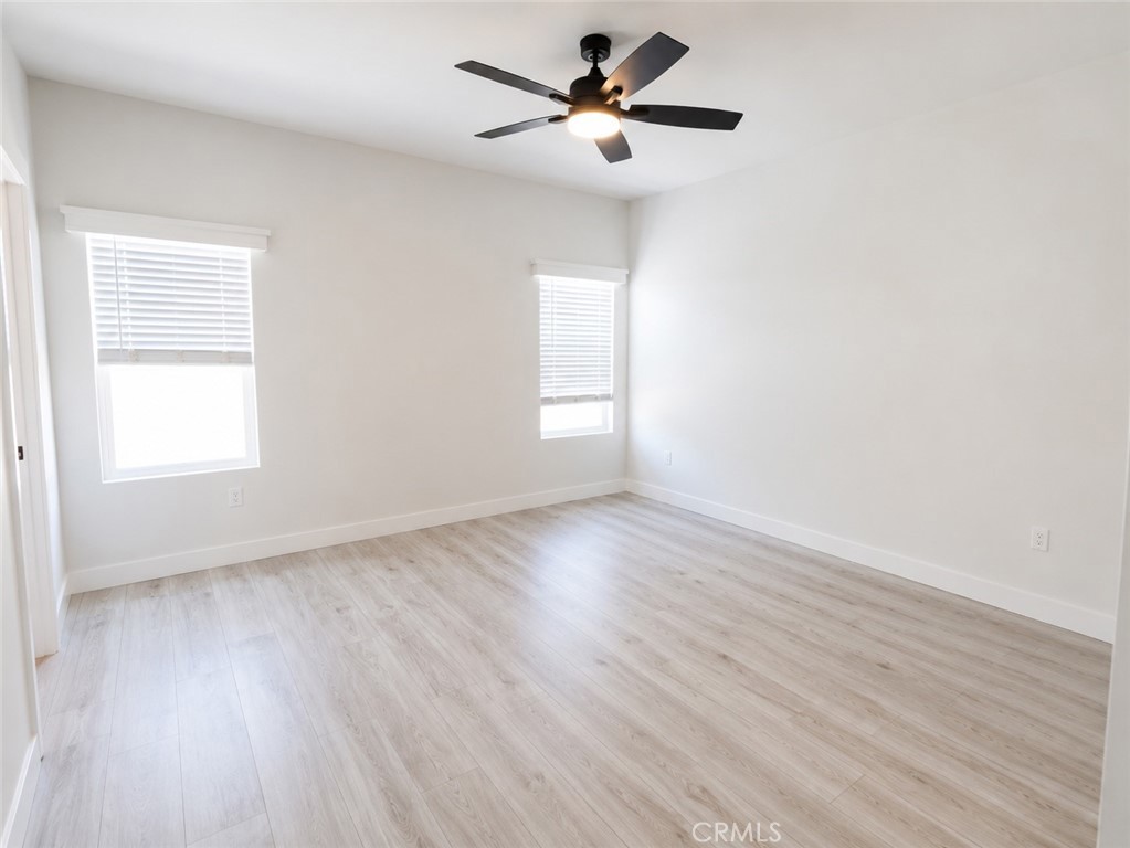 1855 E Riverside Drive 74 Property Photo 11