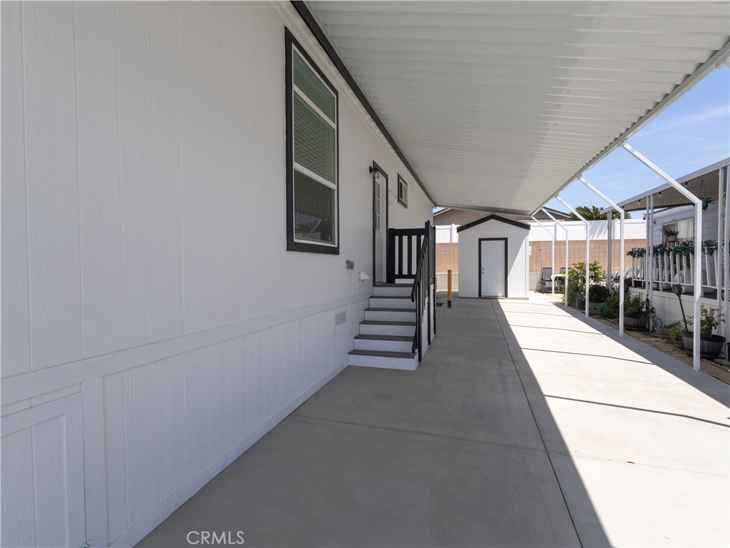 1855 E Riverside Drive 74 Property Photo 17
