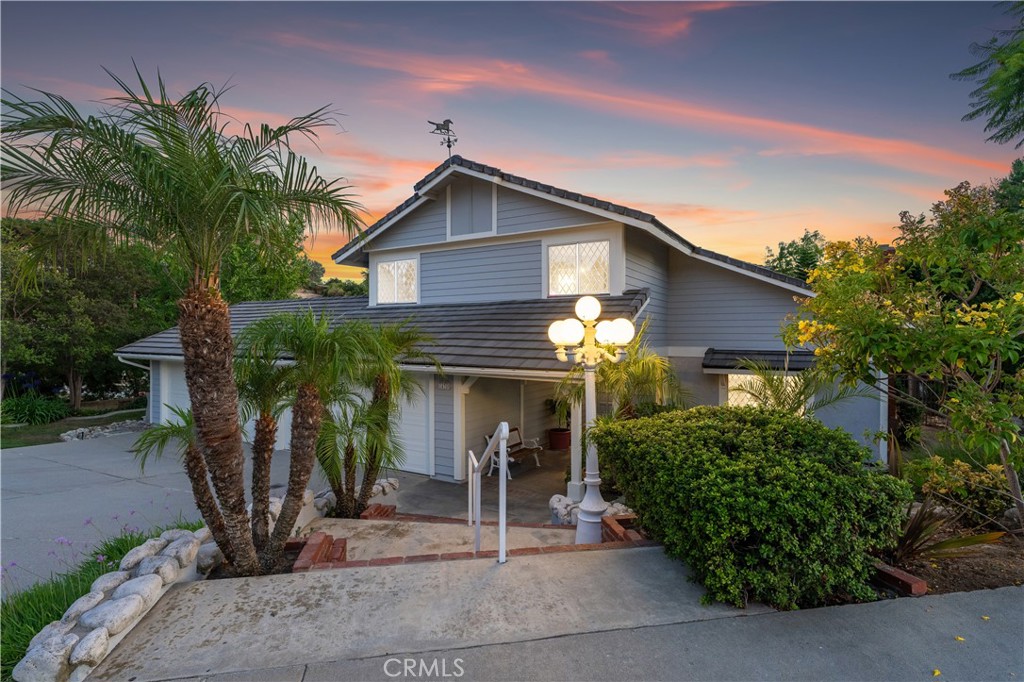 1430 Sierra Sky Property Photo 5
