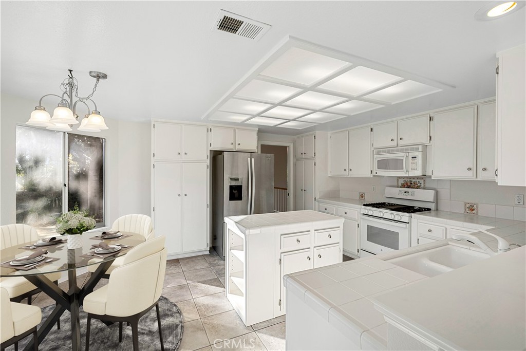 1430 Sierra Sky Property Photo 17