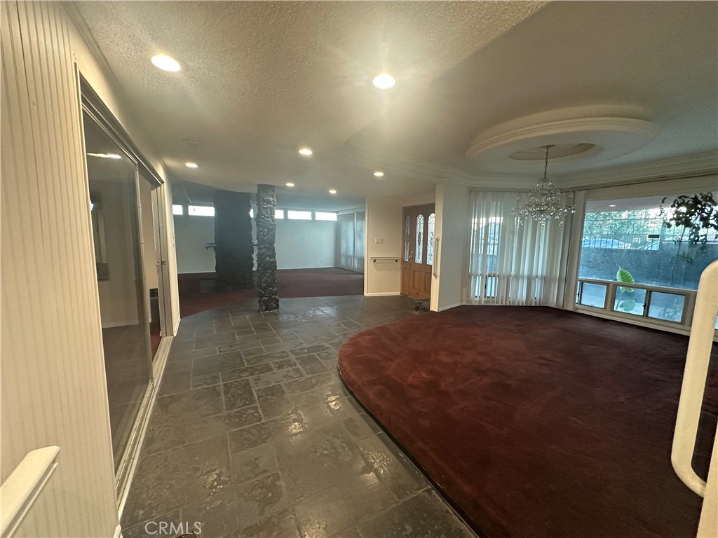 3241 Santa Ana Property Photo 8