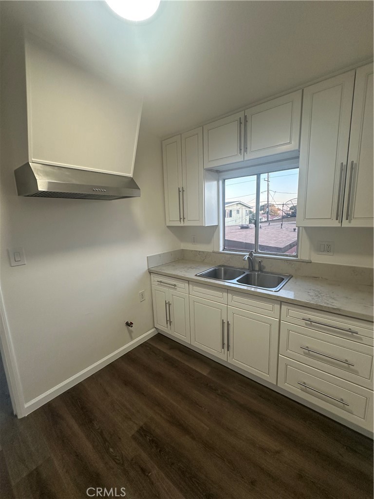 3241 Santa Ana Property Photo 24