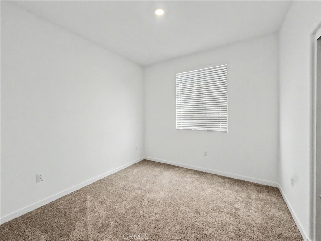 1366 Thunderbolt Lane Property Photo 7