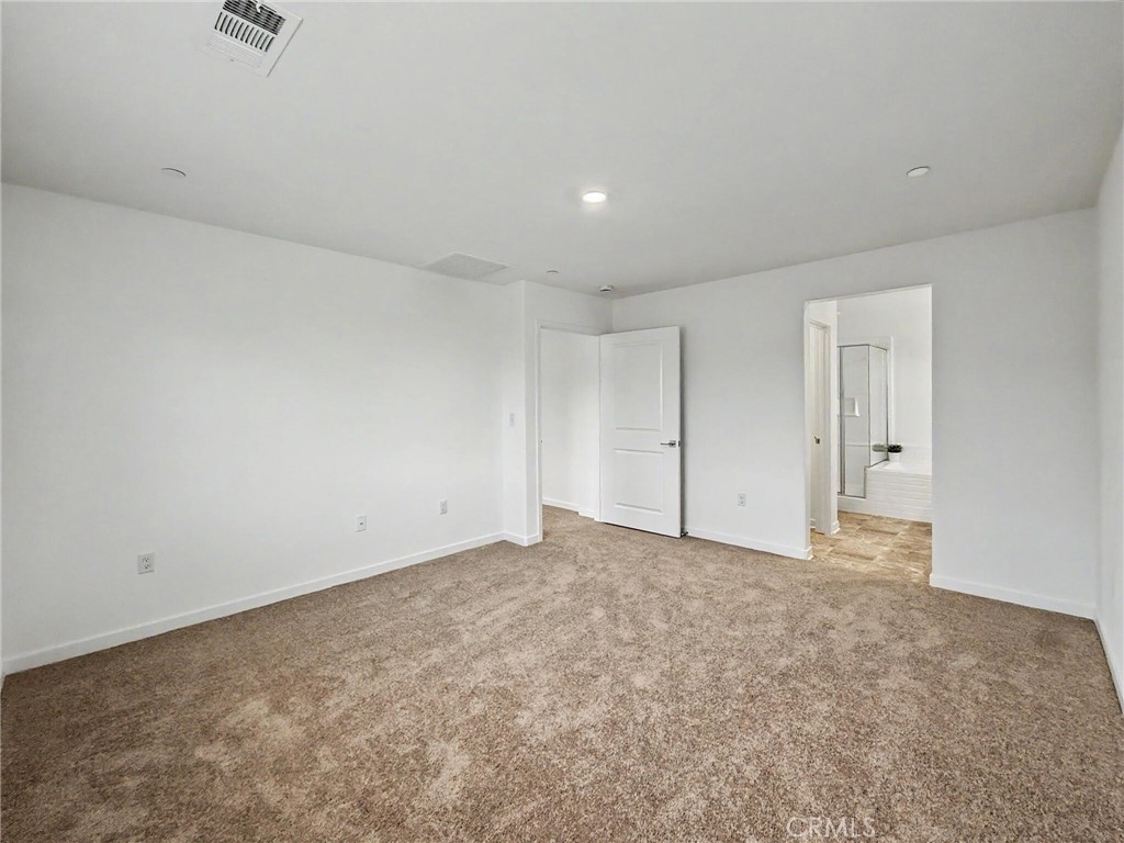 1366 Thunderbolt Lane Property Photo 10