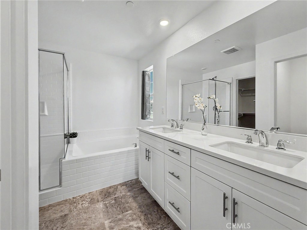 1366 Thunderbolt Lane Property Photo 11