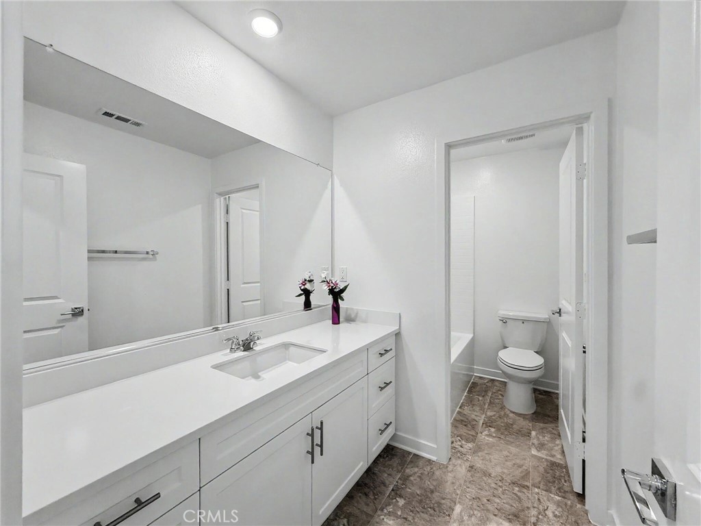 1366 Thunderbolt Lane Property Photo 15