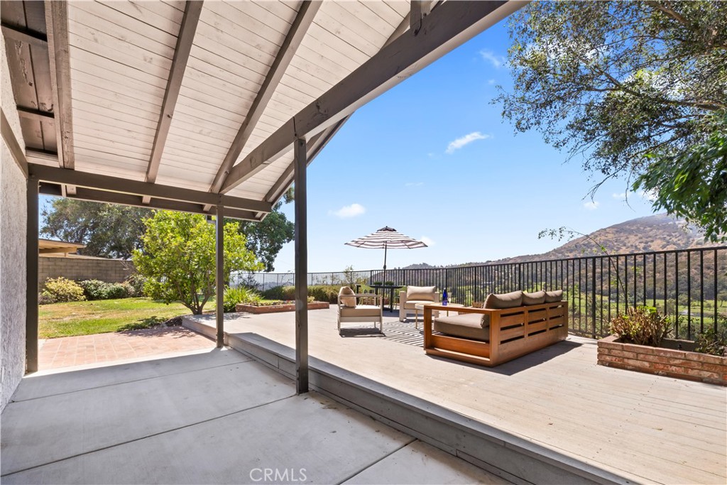 6313 Canterwood Property Photo 35