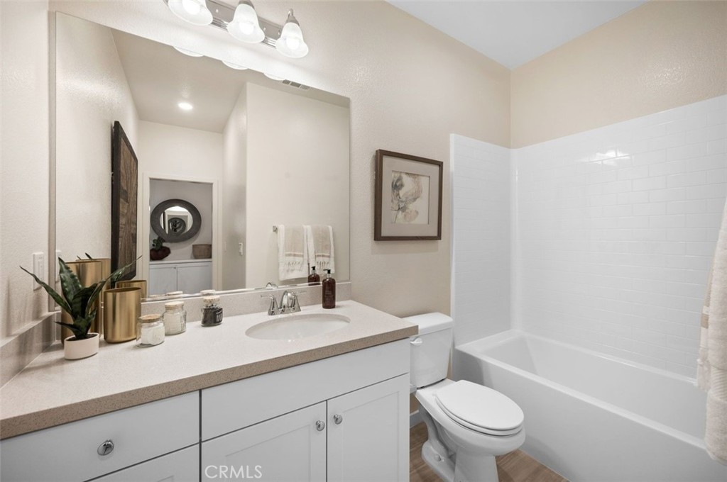 4116 Wood Lane Property Photo 5