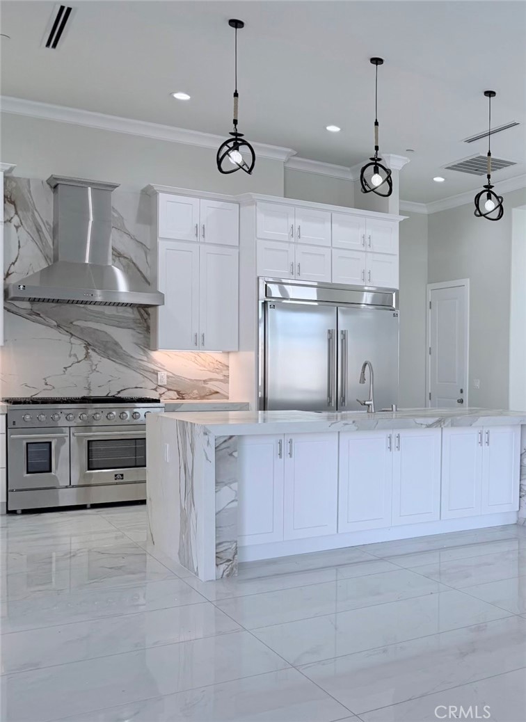 13725 Copley Property Photo 15