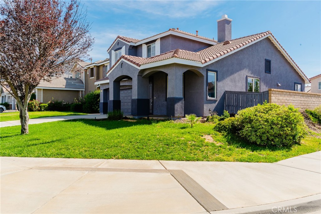 88 Ivory Property Photo 20