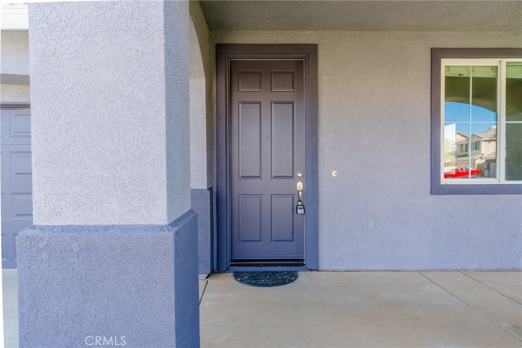 88 Ivory Property Photo 22