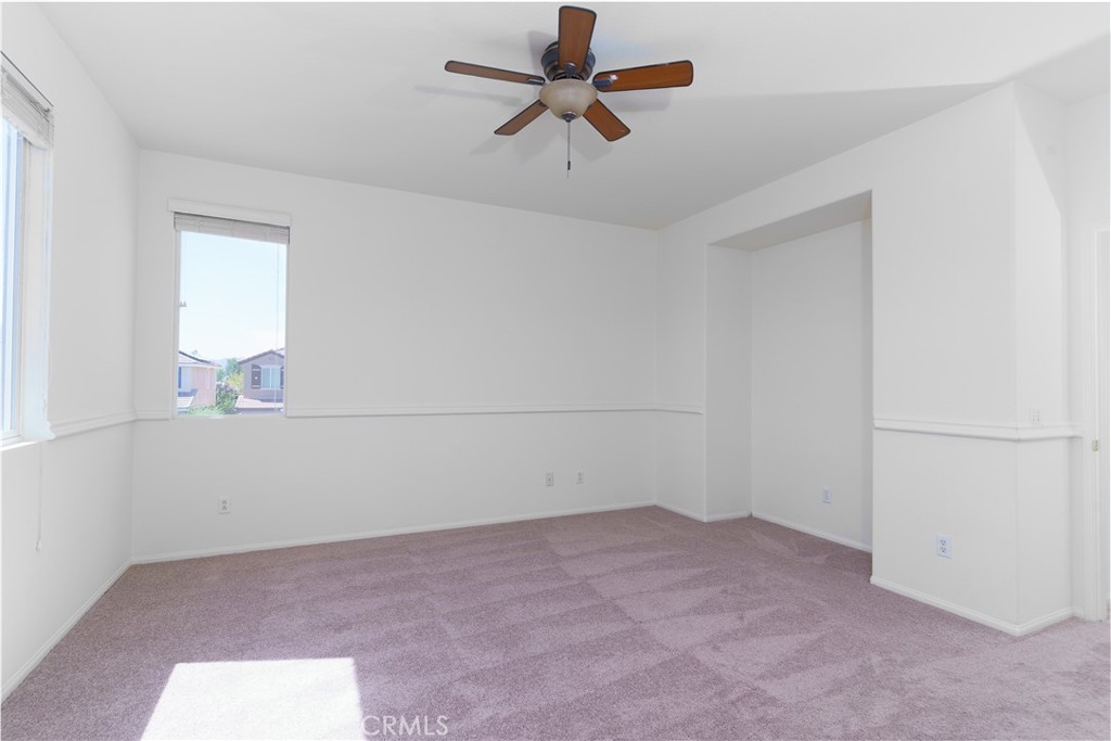 88 Ivory Property Photo 51