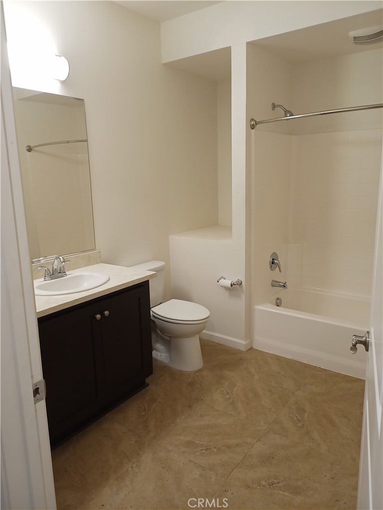 140 Ivy Avenue A4 Property Photo 25