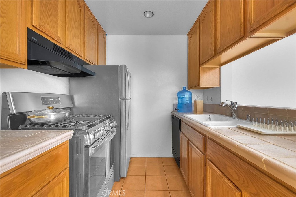 5700 Etiwanda 212 Property Photo 15