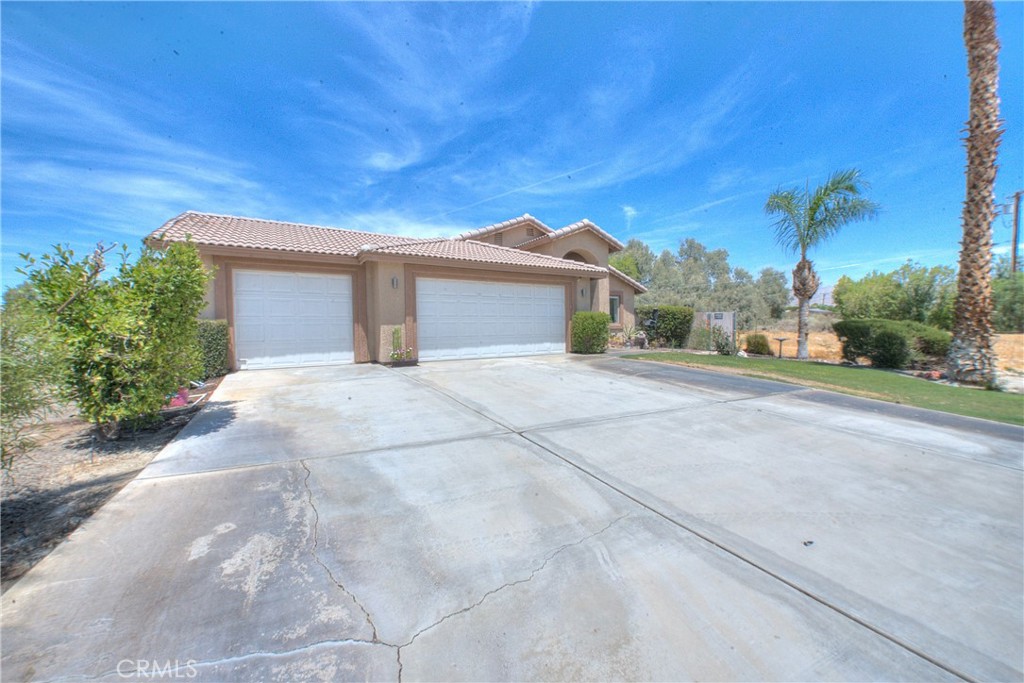 19721 Ocotillo Property Photo 4