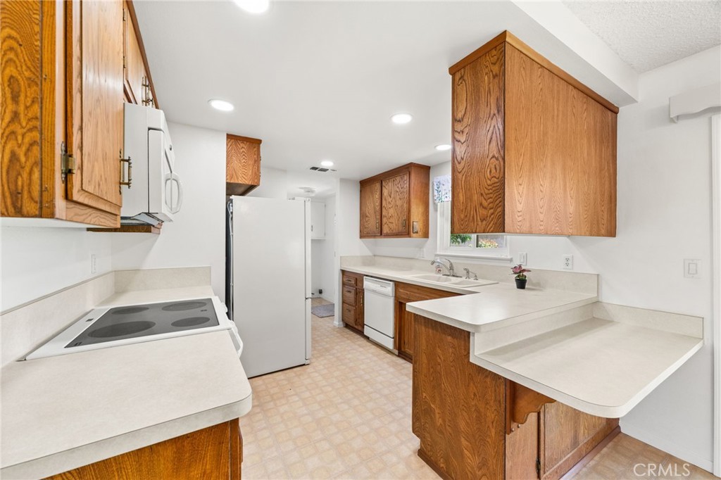 125 Mercer Property Photo 7