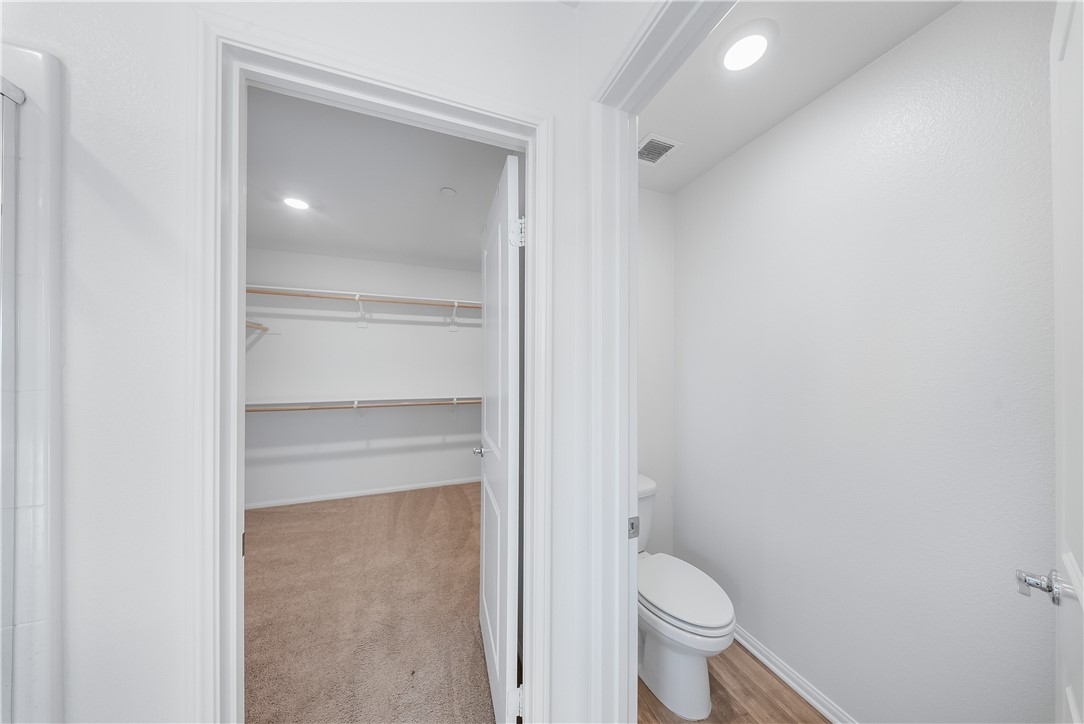 11633 Ford Street Property Photo 14