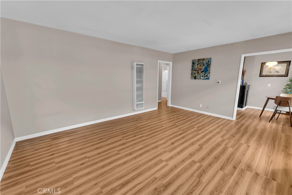 1250 E 1st Street 7 Property Photo 9