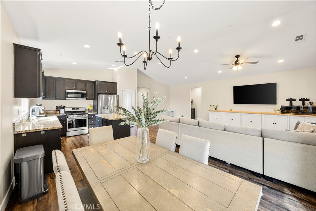 229 Country Club Property Photo 16