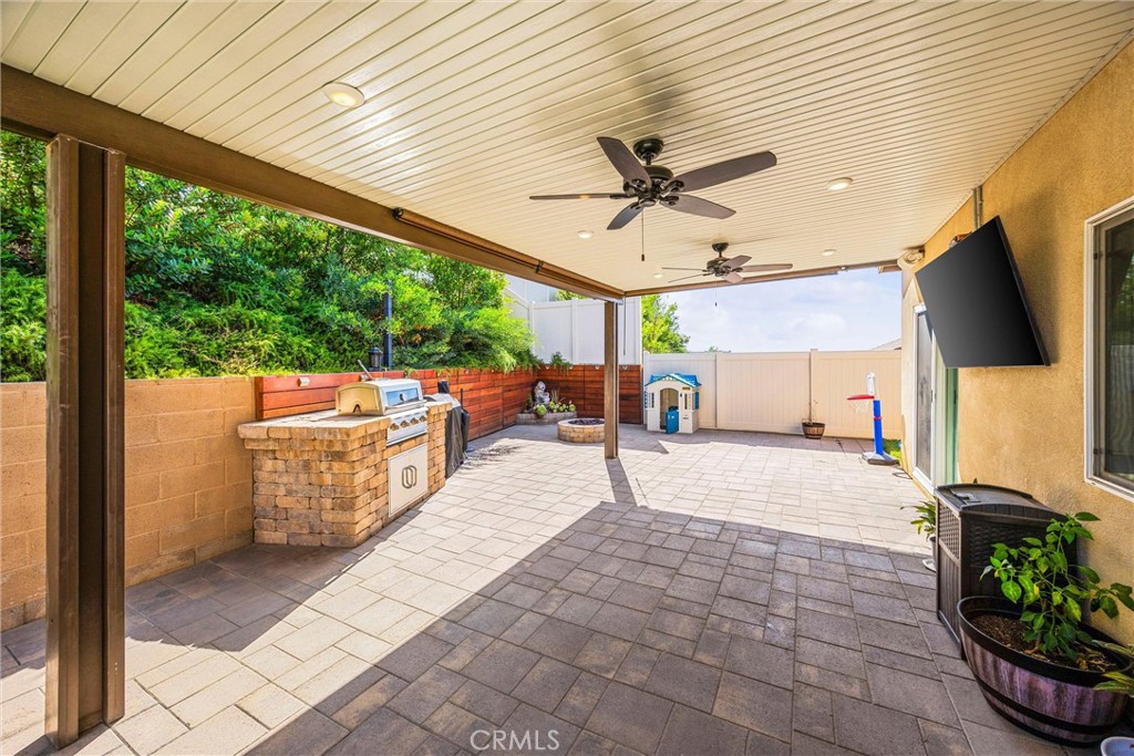 229 Country Club Property Photo 20