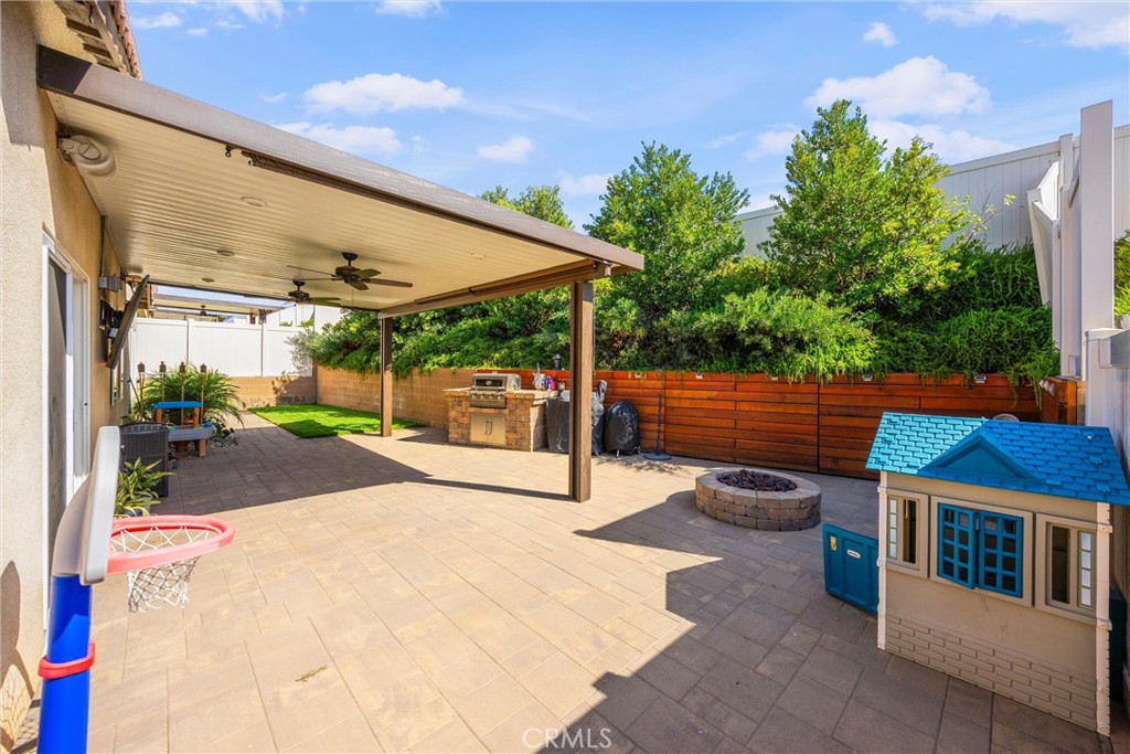 229 Country Club Property Photo 21