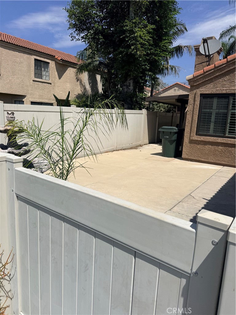 10260 Santa Rosa Court Property Photo 2