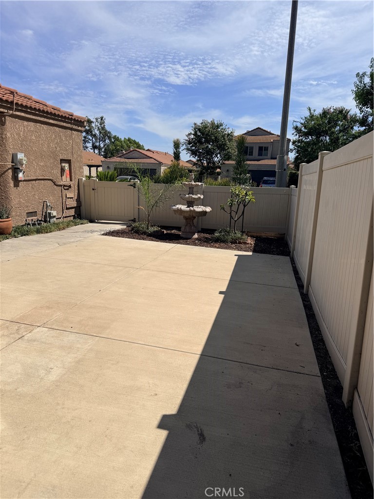 10260 Santa Rosa Court Property Photo 6