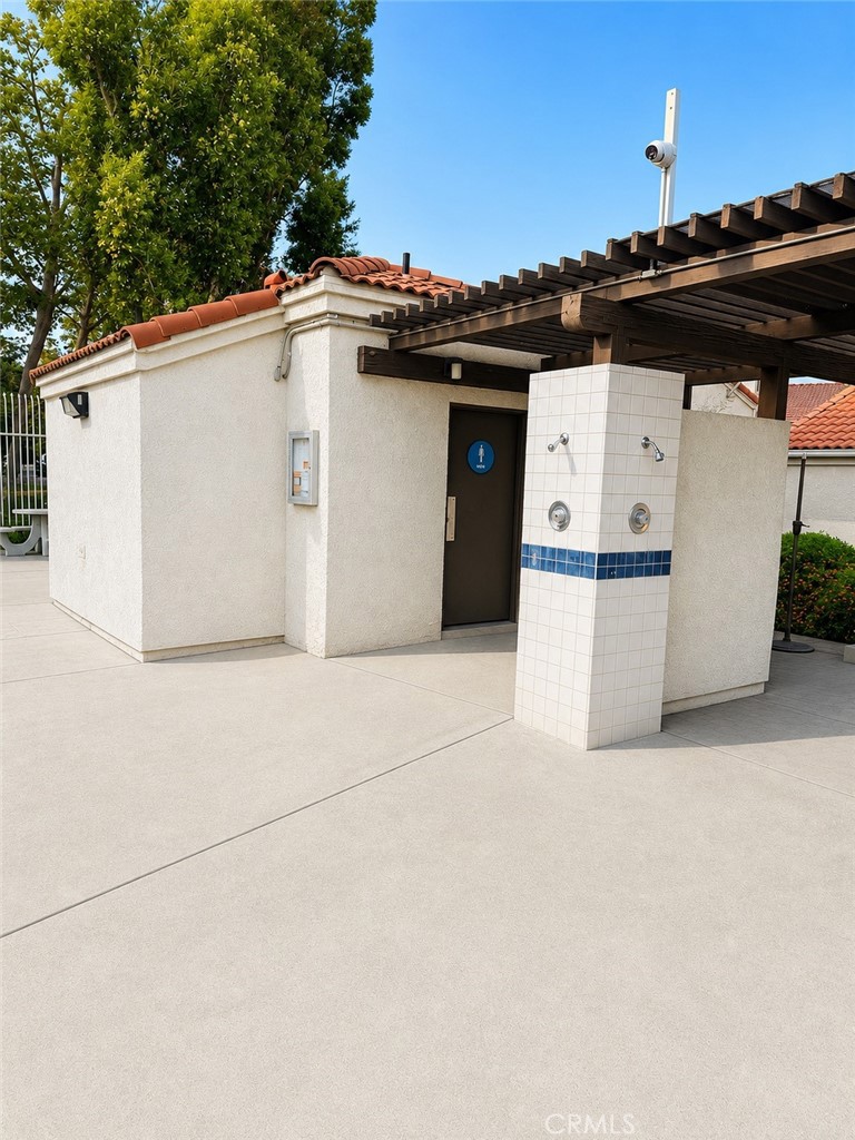 10260 Santa Rosa Court Property Photo 9