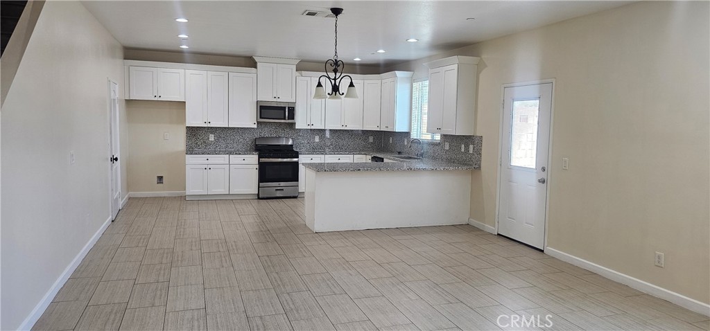 8185 Banana 15 Property Photo 5