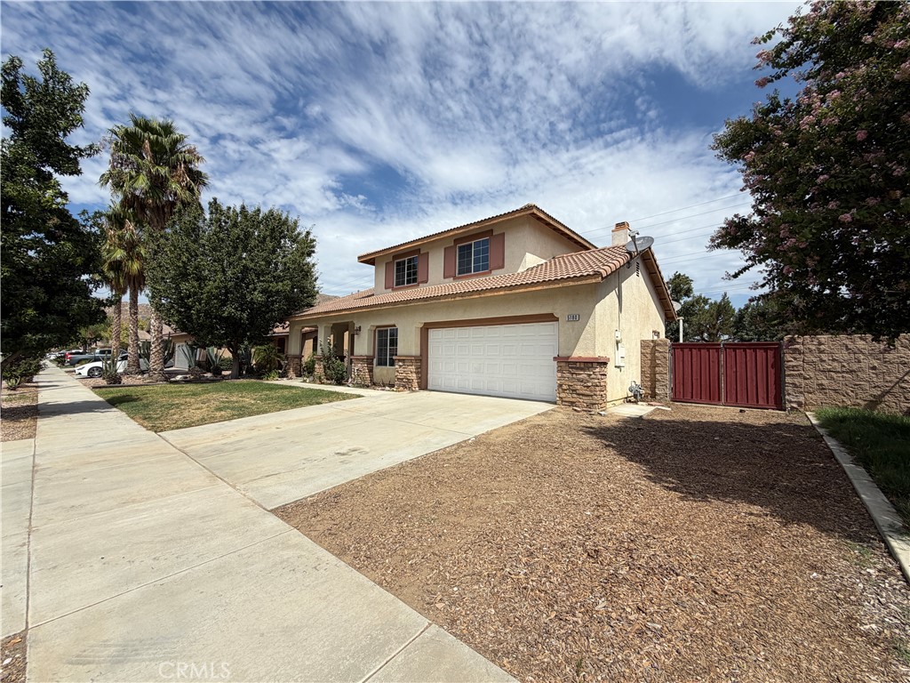 5180 Ravenstone Drive Property Photo 2