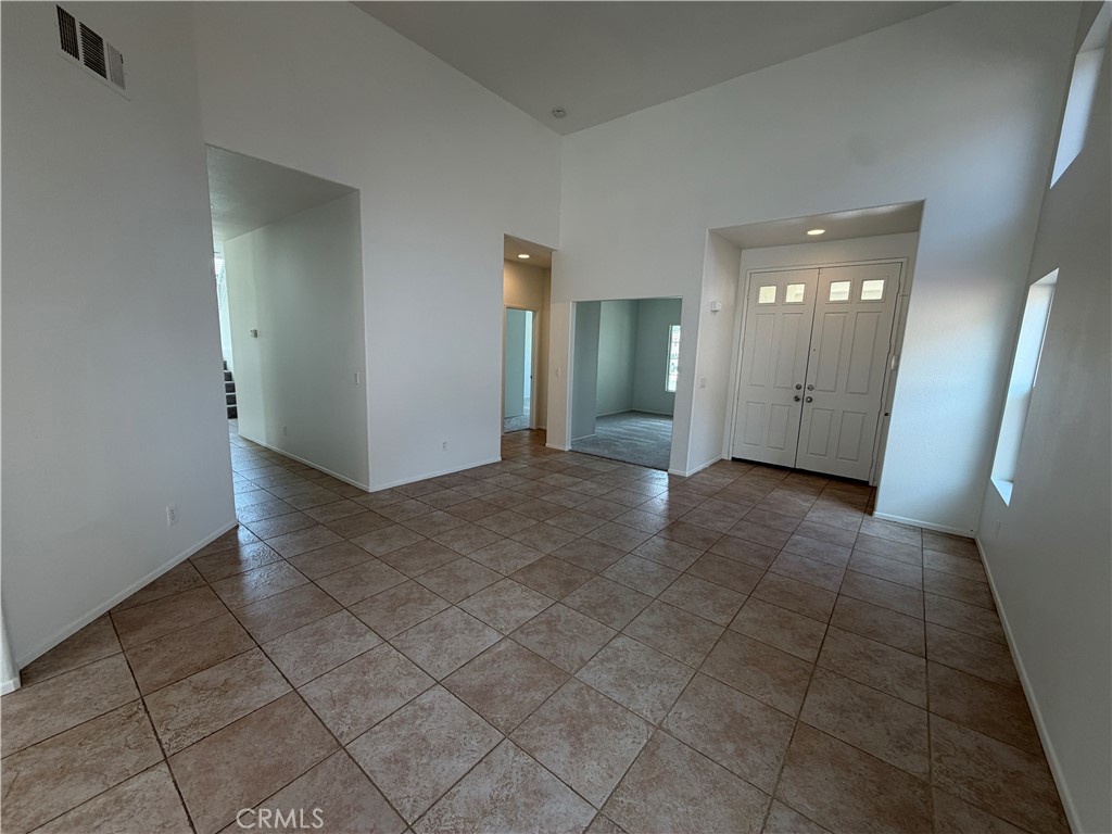 5180 Ravenstone Drive Property Photo 6