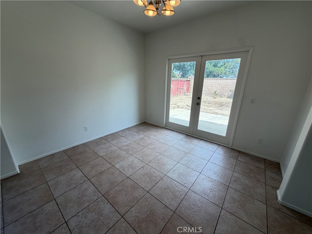5180 Ravenstone Drive Property Photo 8