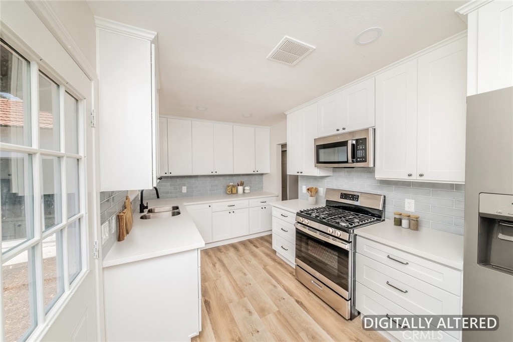 2586 Prospect Avenue Property Photo 14