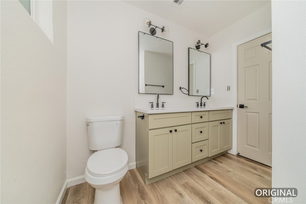 2586 Prospect Avenue Property Photo 20