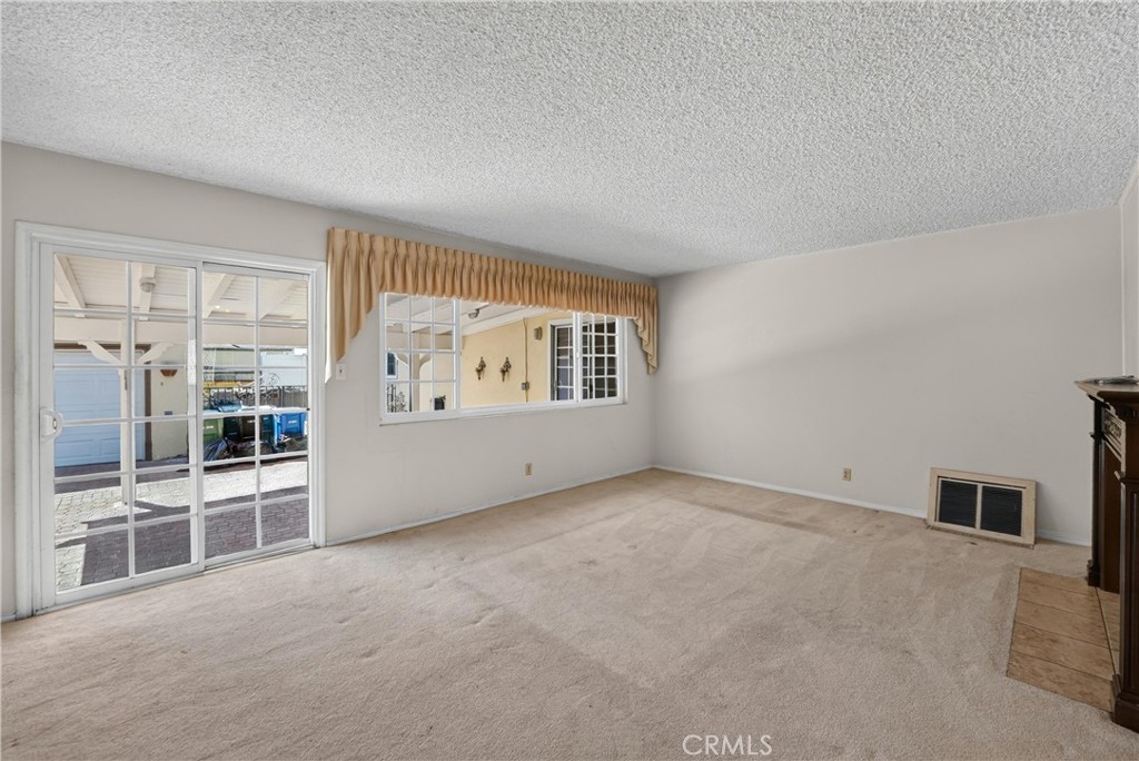 742 Irving Property Photo 7