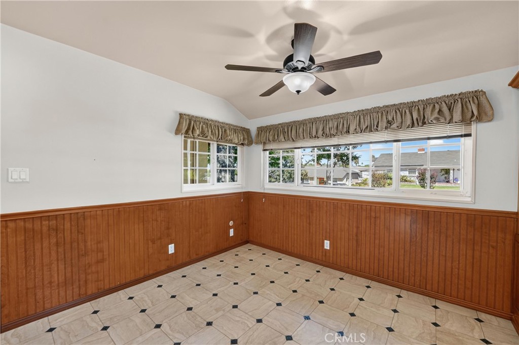 742 Irving Property Photo 19